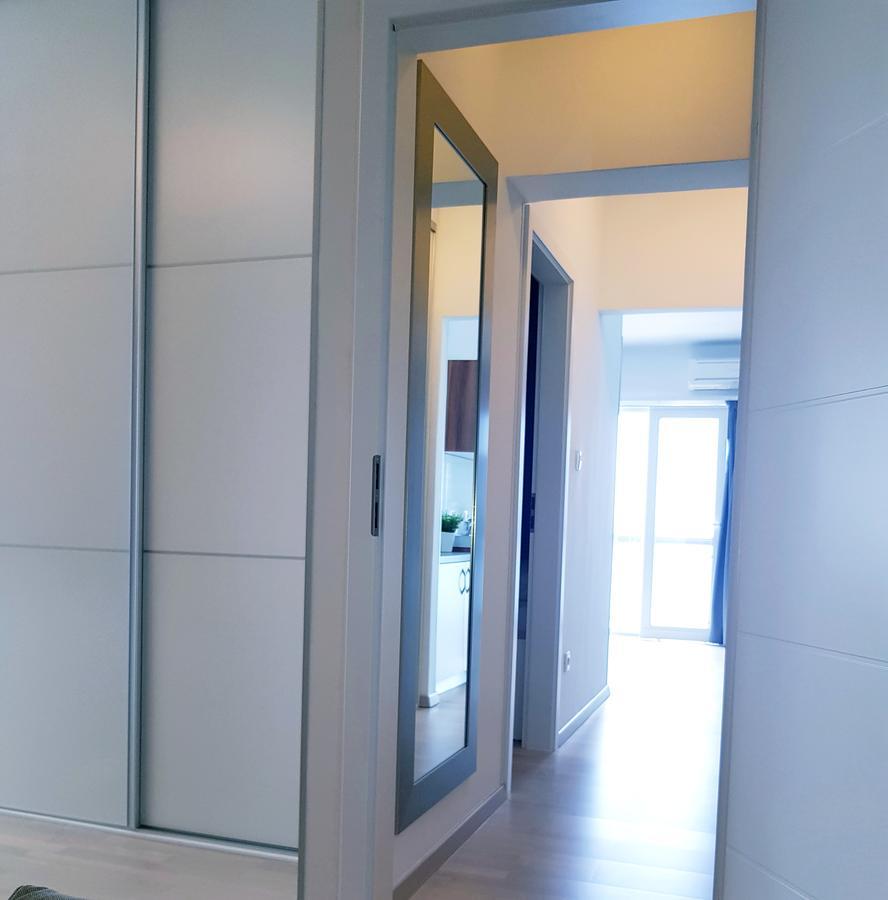 Apartments Petricevic Подстрана Экстерьер фото